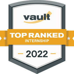 Vault top ranked internship 2022 logo
